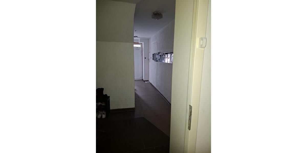 Erdgeschoßwohnung Bergisch Gladbach - 2 Zimmer, 75 m&sup2;, 1.100&euro; | Angebot:26330103