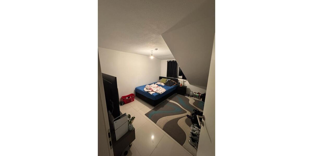 Dachgeschoßwohnung Weingarten - 1 Zimmer, 19 m&sup2;, 540&euro; | Angebot:25049690