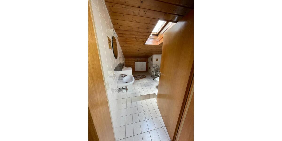 Dachgeschoßwohnung Bad Mergentheim - 1 Zimmer, 30 m&sup2;, 360&euro; | Angebot:25540117