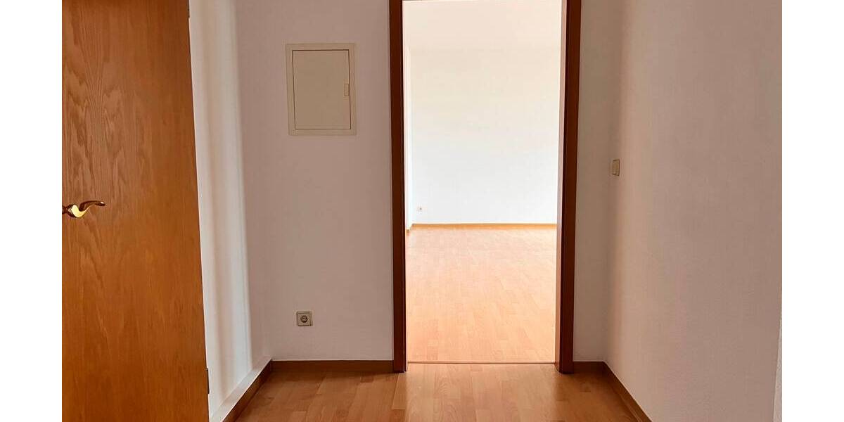 Etagenwohnung Plauen Stadtmitte - 2 Zimmer, 64 m&sup2;, 376&euro; | Angebot:26308234