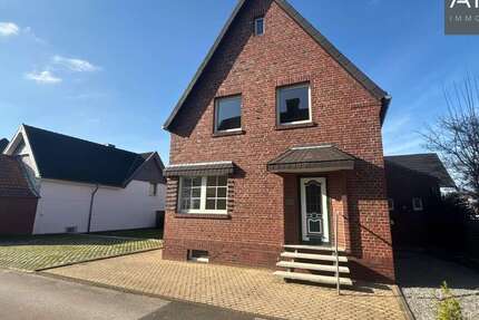 Haus Heinsberg-Kirchhoven Kirchhoven - 5 Zimmer, 89 m&sup2;, 950&euro; | Angebot:25166043