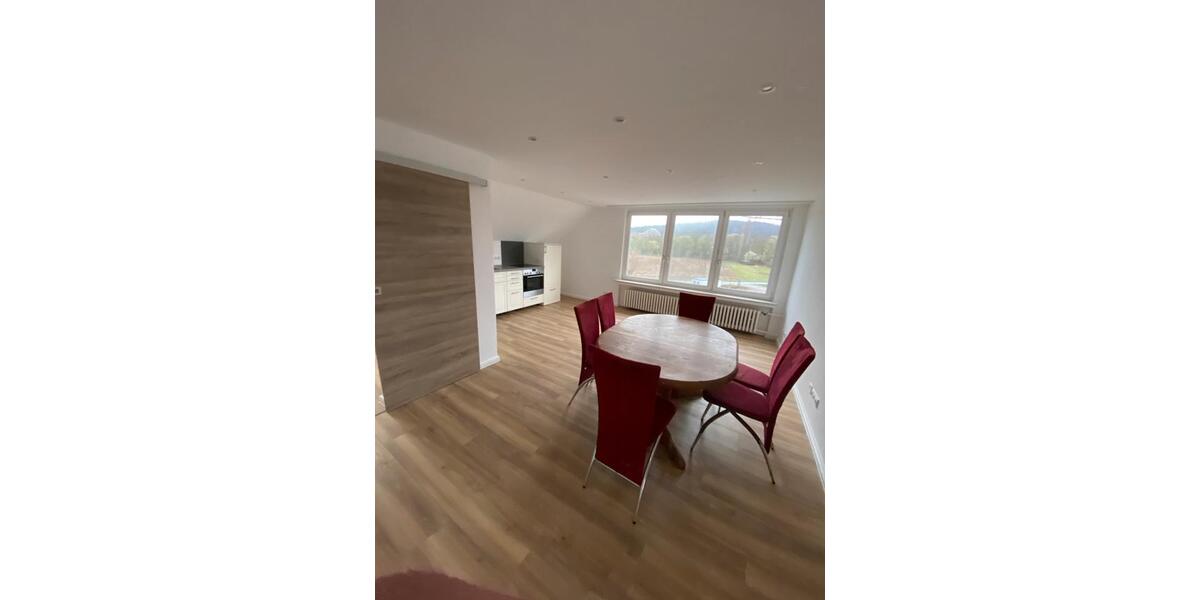 Etagenwohnung Hameln - 3 Zimmer, 80 m&sup2;, 700&euro; | Angebot:26237582