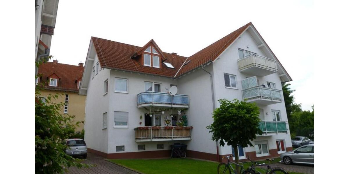 Dachgeschoßwohnung Alsfeld - 4 Zimmer, 110 m&sup2;, 830&euro; | Angebot:25233667