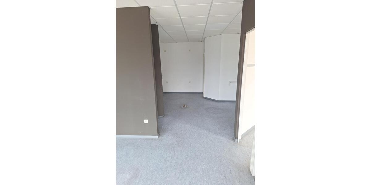 Gewerbeobjekt Jemgum - 750&euro; | Angebot:23623441