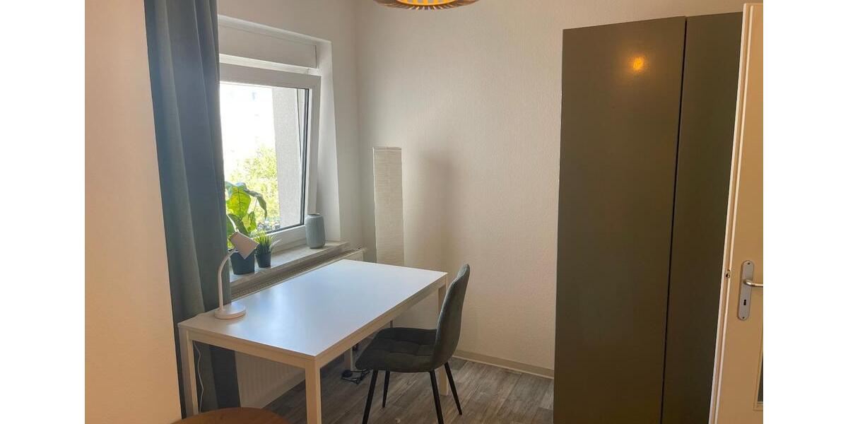 WG-Zimmer möbliert zentral in Erlangen! 1 zimmer