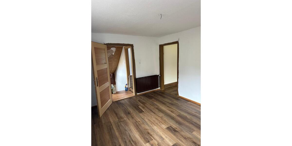 Reihenhaus Breitungen/Werra Werra - 5 Zimmer, 120 m&sup2;, 900&euro; | Angebot:26356502