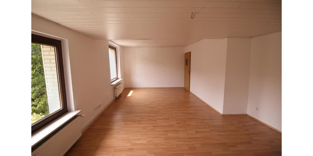 Schöne, helle 3-Zimmer-Maisonette-Wohnung in Veltenhof 3 zimmer
