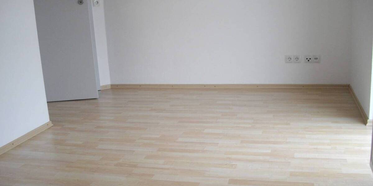 Etagenwohnung Sennfeld Rempertshag - 4 Zimmer, 103 m&sup2;, 1.220&euro; | Angebot:25724195