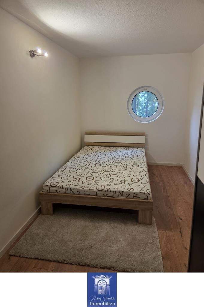 Freital! Voll möblierte und heimelige Singlewohnung mit Tageslichtbad und EBK! Lift! 2 zimmer