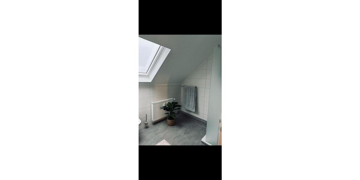 Dachgeschoßwohnung Bückeburg - 1 Zimmer, 79 m&sup2;, 690&euro; | Angebot:26522390