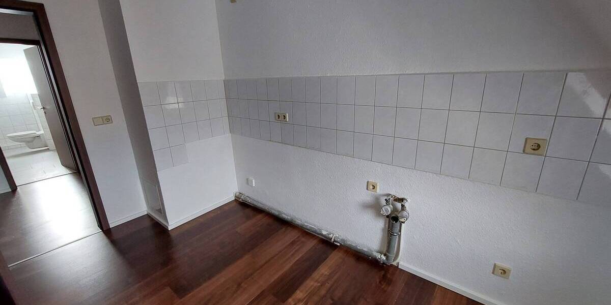 Etagenwohnung Roßwein - 2 Zimmer, 39 m&sup2;, 200&euro; | Angebot:25686217