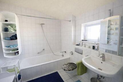 Wohnen auf Zeit Pforzheim Büchenbronn - 2.5 Zimmer, 70 m&sup2;, 930&euro; | Angebot:24795366