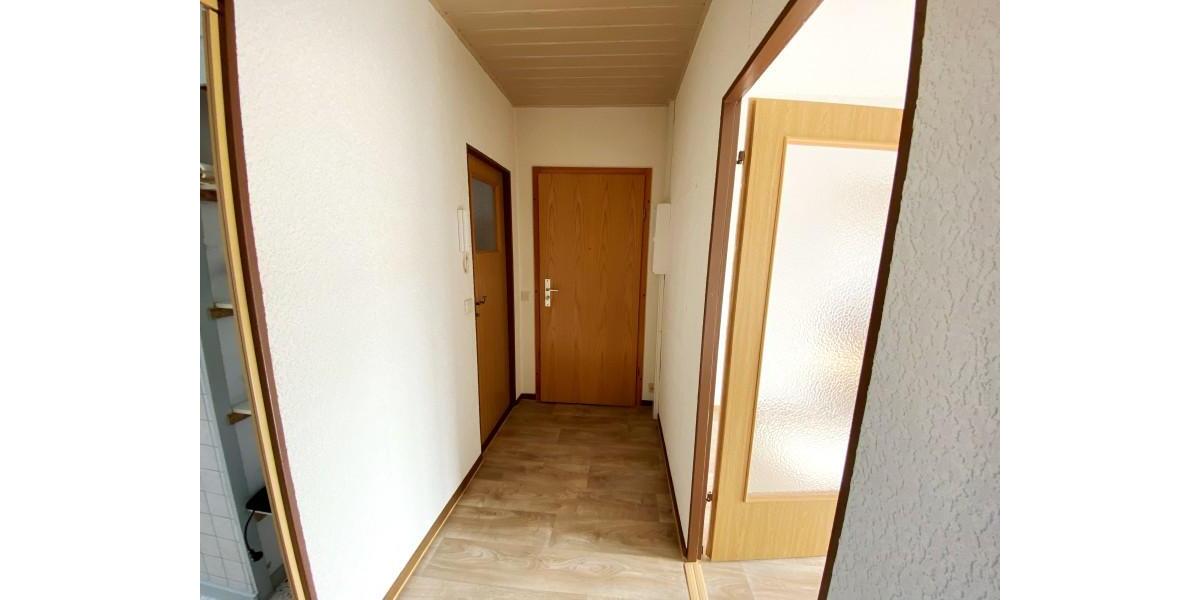 Etagenwohnung Oelsnitz (Vogtland) - 2 Zimmer, 49 m&sup2;, 275&euro; | Angebot:25230900