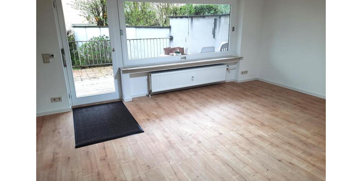 Erdgeschoßwohnung Offenbach am Main Bieber - 3 Zimmer, 94 m&sup2;, 1.000&euro; | Angebot:26039336