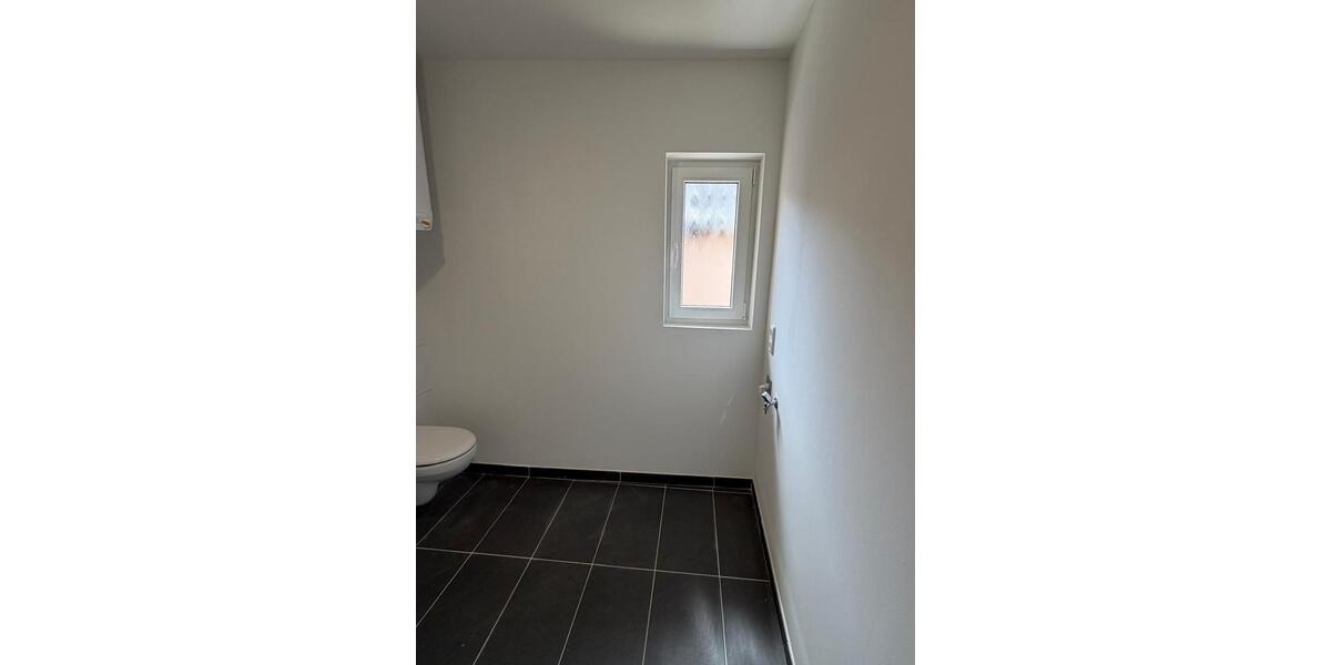 Etagenwohnung Hungen - 3 Zimmer, 94 m&sup2;, 850&euro; | Angebot:26703800