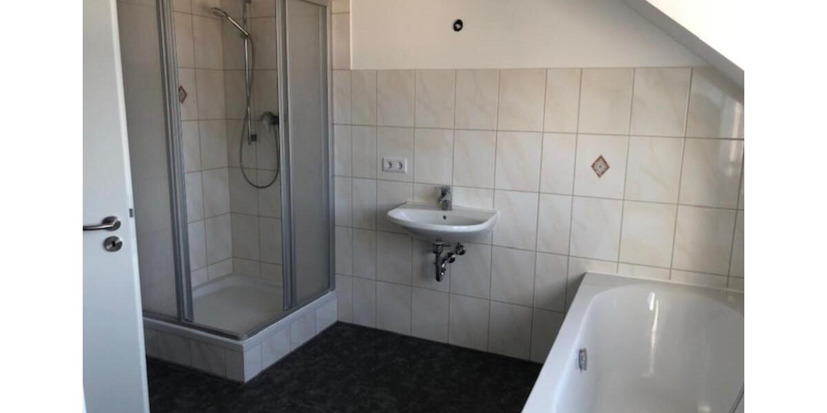 Dachgeschoßwohnung Mügeln - 3 Zimmer, 96 m&sup2;, 530&euro; | Angebot:24389831