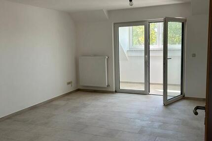 Wohnung Wiesau Kornthan - 3.5 Zimmer, 75 m&sup2;, 495&euro; | Angebot:26682600