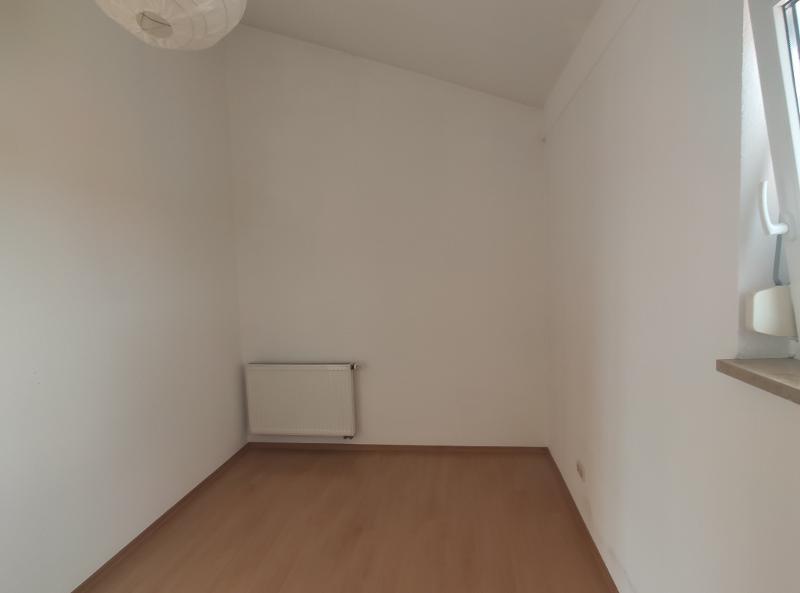 2 Zi. Wohnung mit LOGGIA und BALKON in Höchstadt SÜD