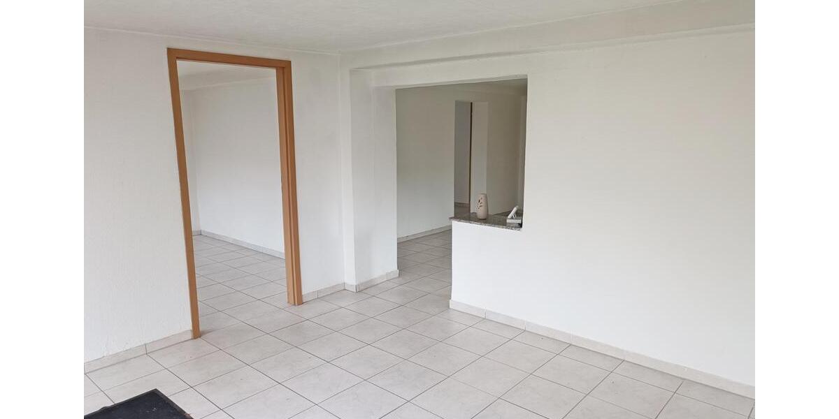 Erdgeschoßwohnung Illingen - 4 Zimmer, 80 m&sup2;, 680&euro; | Angebot:24836039