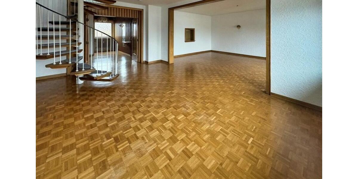 Maisonettenwohnung Wedel - 3 Zimmer, 141 m&sup2;, 1.270&euro; | Angebot:25223557