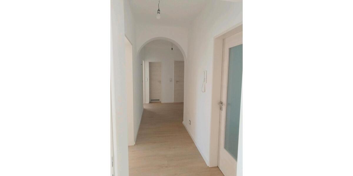 Erdgeschoßwohnung Ebnath - 3.5 Zimmer, 102 m&sup2;, 800&euro; | Angebot:26580899