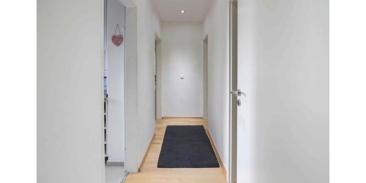 Möblierte 3-Zimmer-Wohnung mit Balkon 3 zimmer