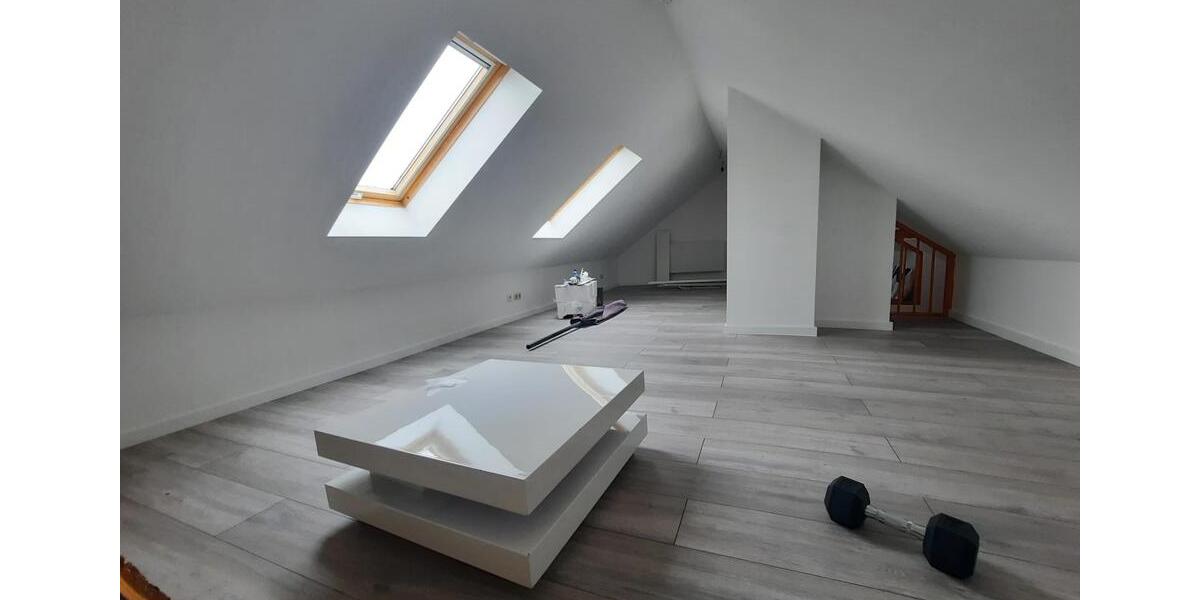Etagenwohnung Stendal - 4 Zimmer, 237 m&sup2;, 1.423&euro; | Angebot:26144598