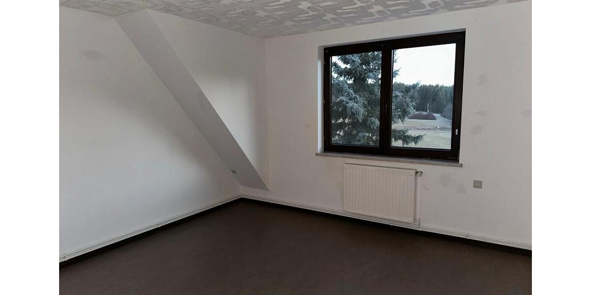 Dachgeschoßwohnung Frauenstein - 3 Zimmer, 77 m&sup2;, 423&euro; | Angebot:24511154