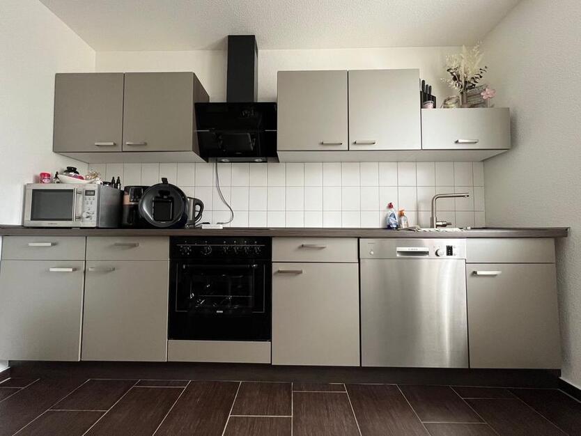 Dachgeschoss Wohnung ab 01.10.2025 frei