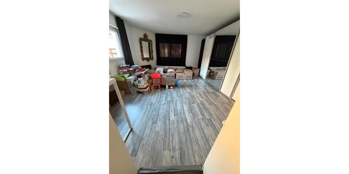 Doppelhaushälfte Spaichingen - 5 Zimmer, 165 m&sup2;, 1.500&euro; | Angebot:24585307