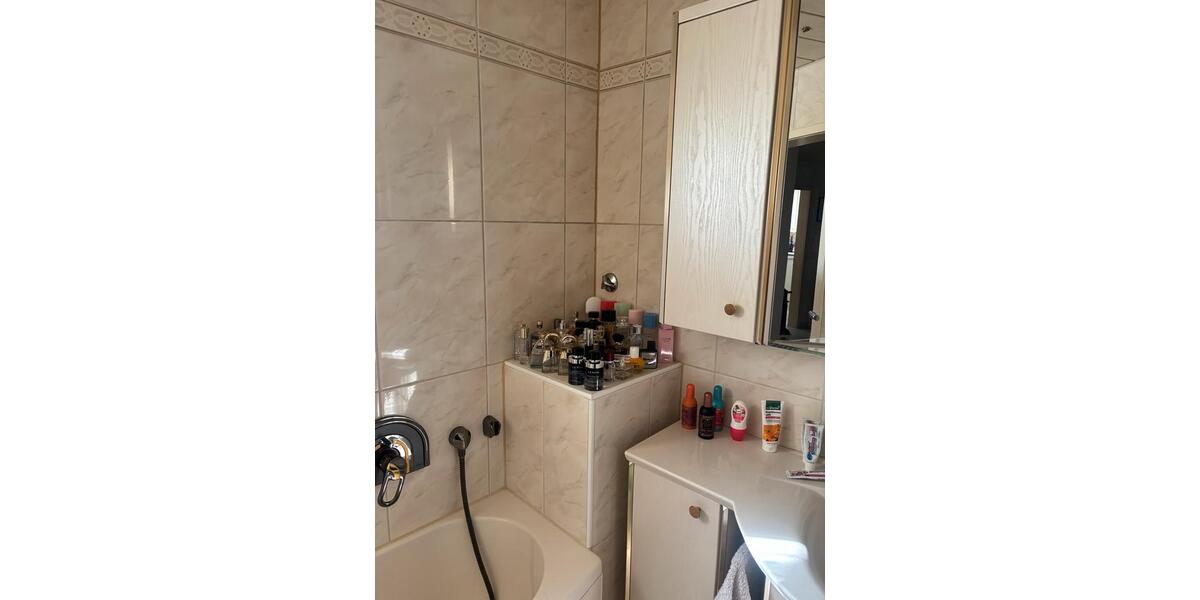 Etagenwohnung Karlsruhe Beiertheim-Bulach - 3 Zimmer, 95 m&sup2;, 1.350&euro; | Angebot:25615157