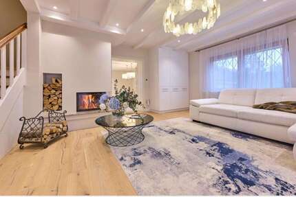 Haus Grünwald - 5 Zimmer, 137 m&sup2;, 3.500&euro; | Angebot:25594888