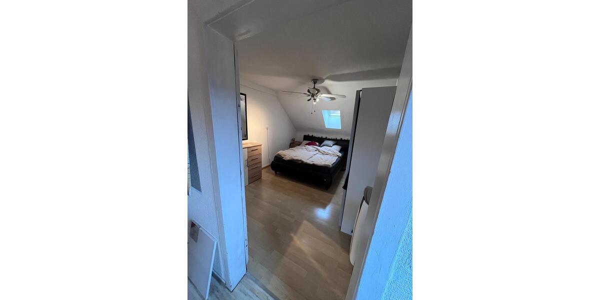 Dachgeschoßwohnung Aalen Unterkochen - 3 Zimmer, 60 m&sup2;, 570&euro; | Angebot:23878610