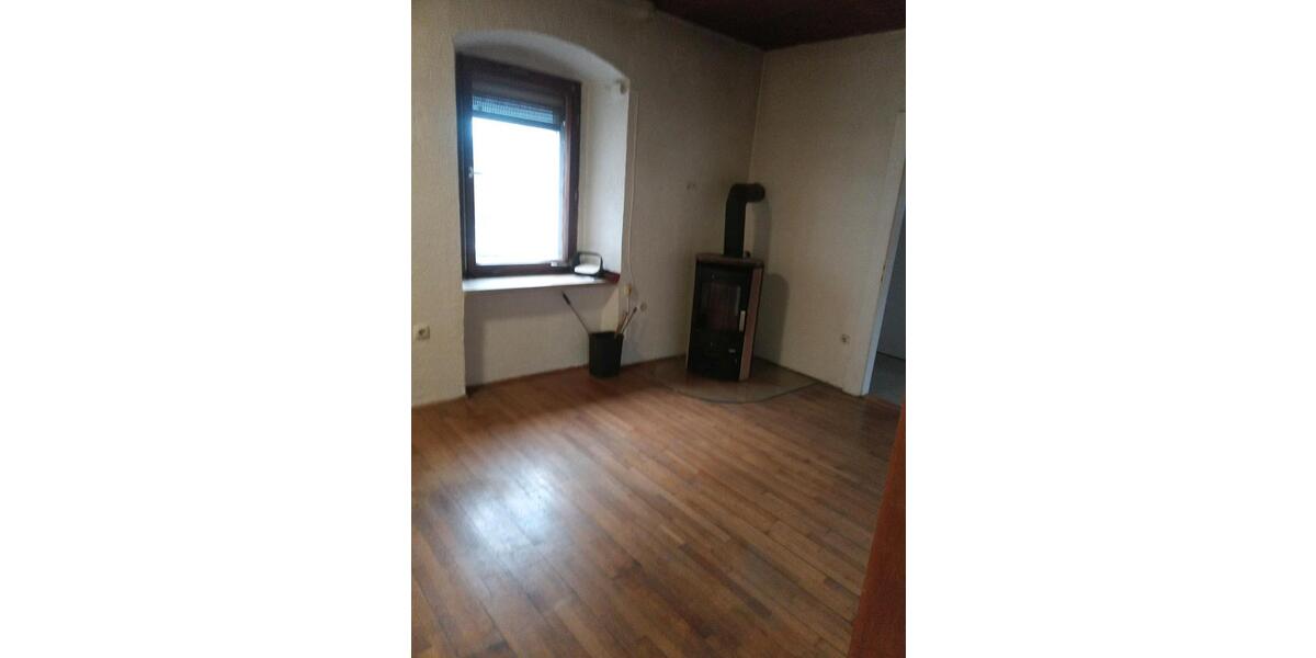 Ruhige Wohnung 95632 Wunsiedel Breitenbrunn grosser Balkon 4 zimmer