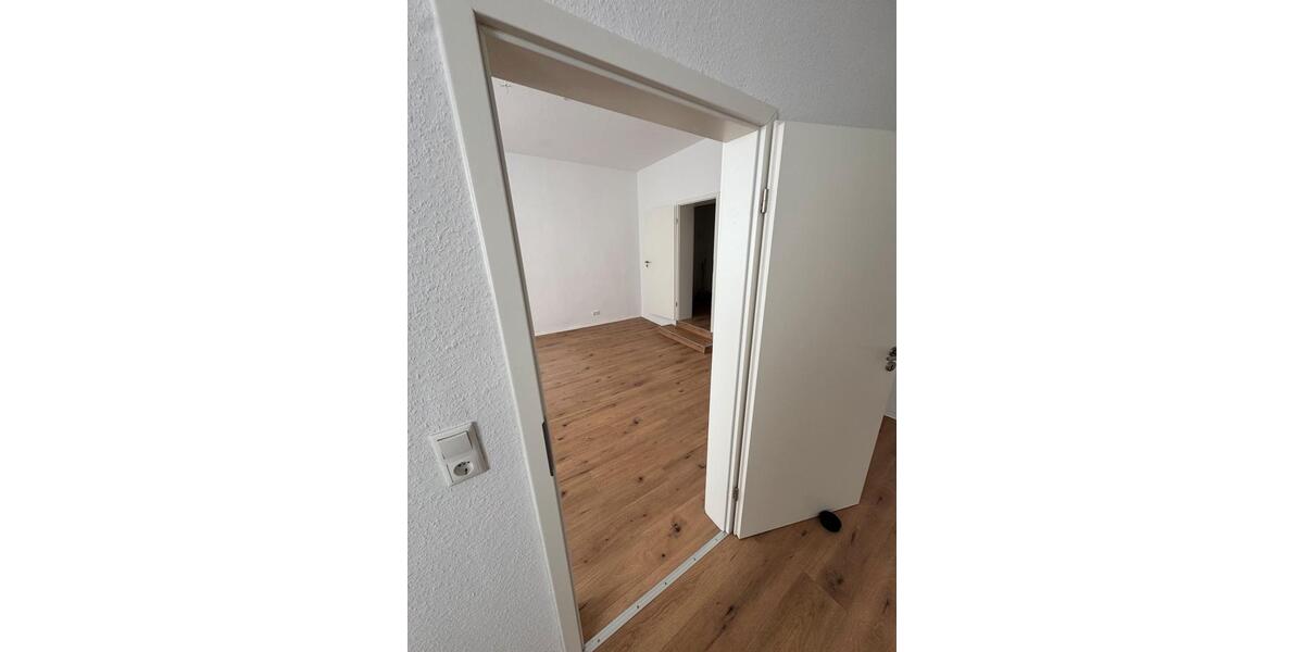 Erdgeschoßwohnung Adelsdorf - 3 Zimmer, 63 m&sup2;, 700&euro; | Angebot:25906780