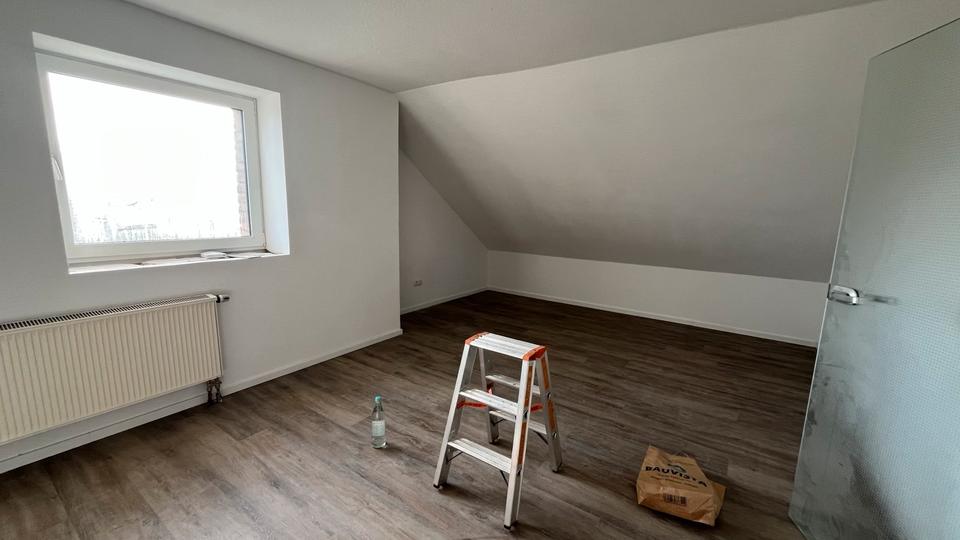 Dachgeschoßwohnung Bad Münstereifel - 3 Zimmer, 85 m&sup2;, 1.000&euro; | Angebot:24935040