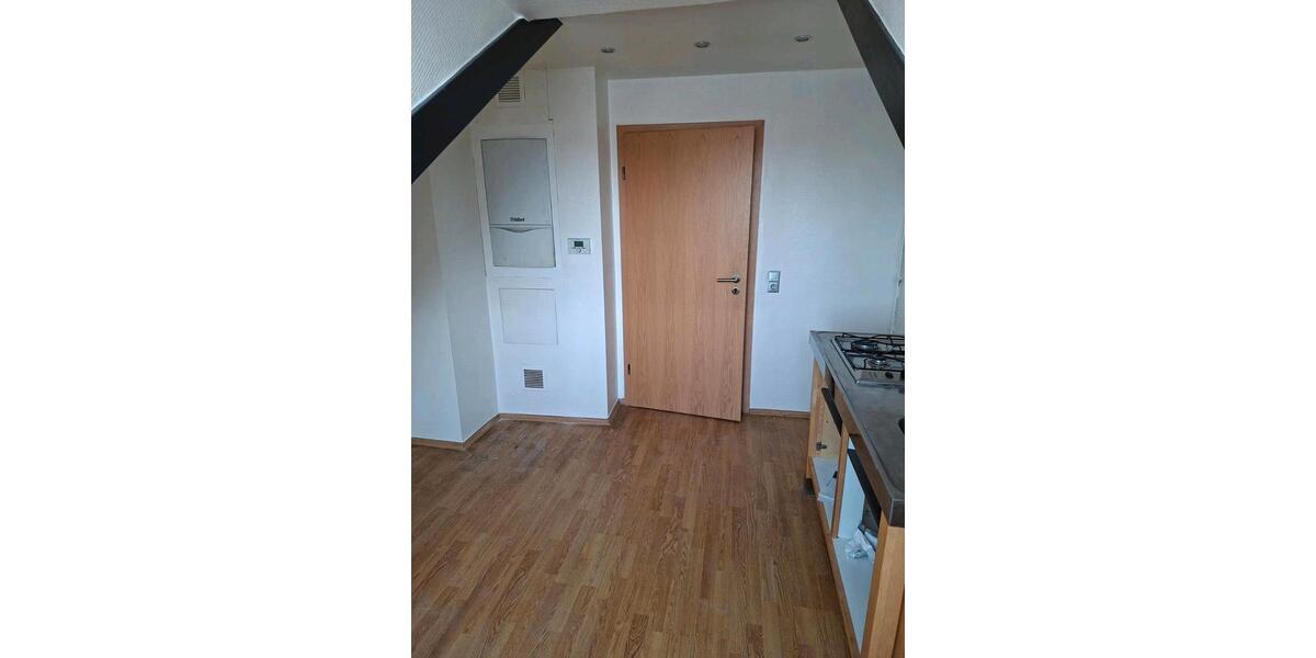 Dachgeschoßwohnung Aschaffenburg Österreicher Kolonie - 4 Zimmer, 71 m&sup2;, 960&euro; | Angebot:26698828