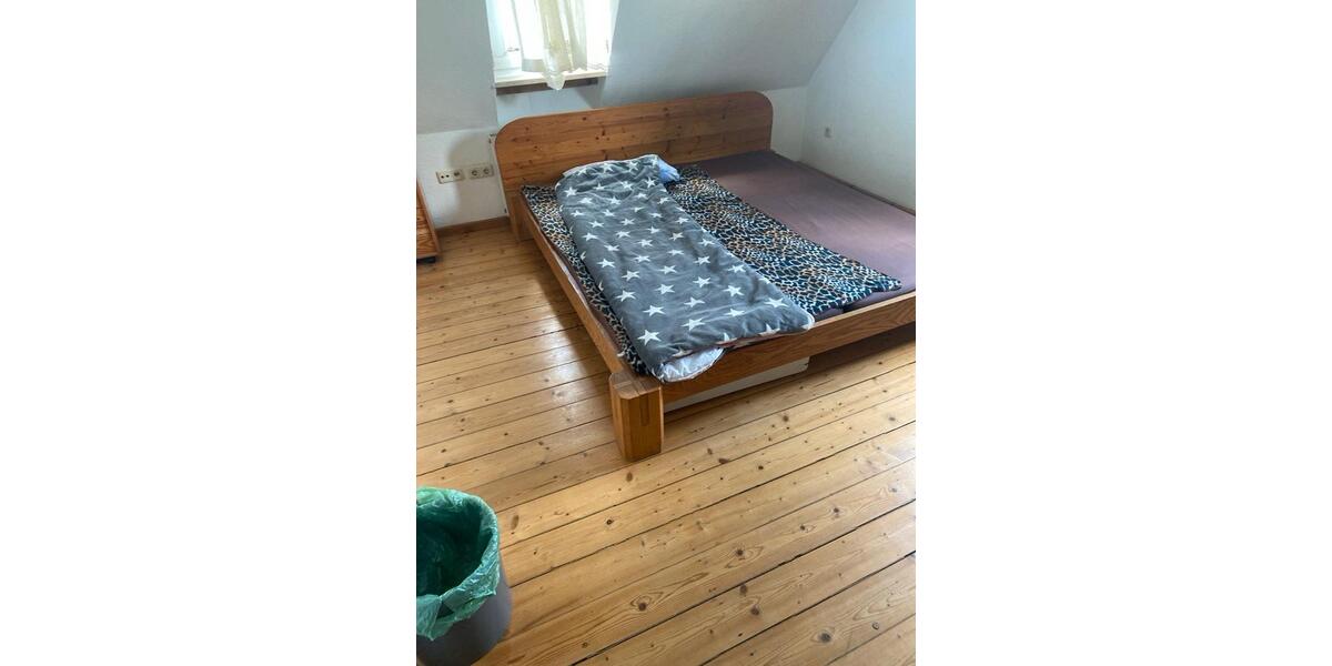 Wohnen auf Zeit Randersacker - 3 Zimmer, 20 m&sup2;, 30&euro; | Angebot:24415863