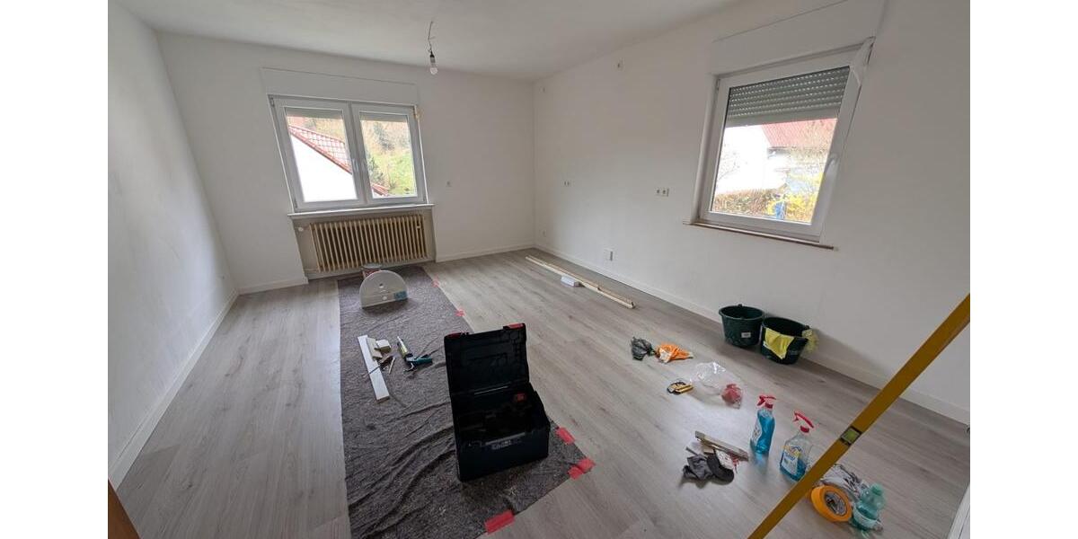 Etagenwohnung Eberbach - 3 Zimmer, 104 m&sup2;, 1.000&euro; | Angebot:25832268