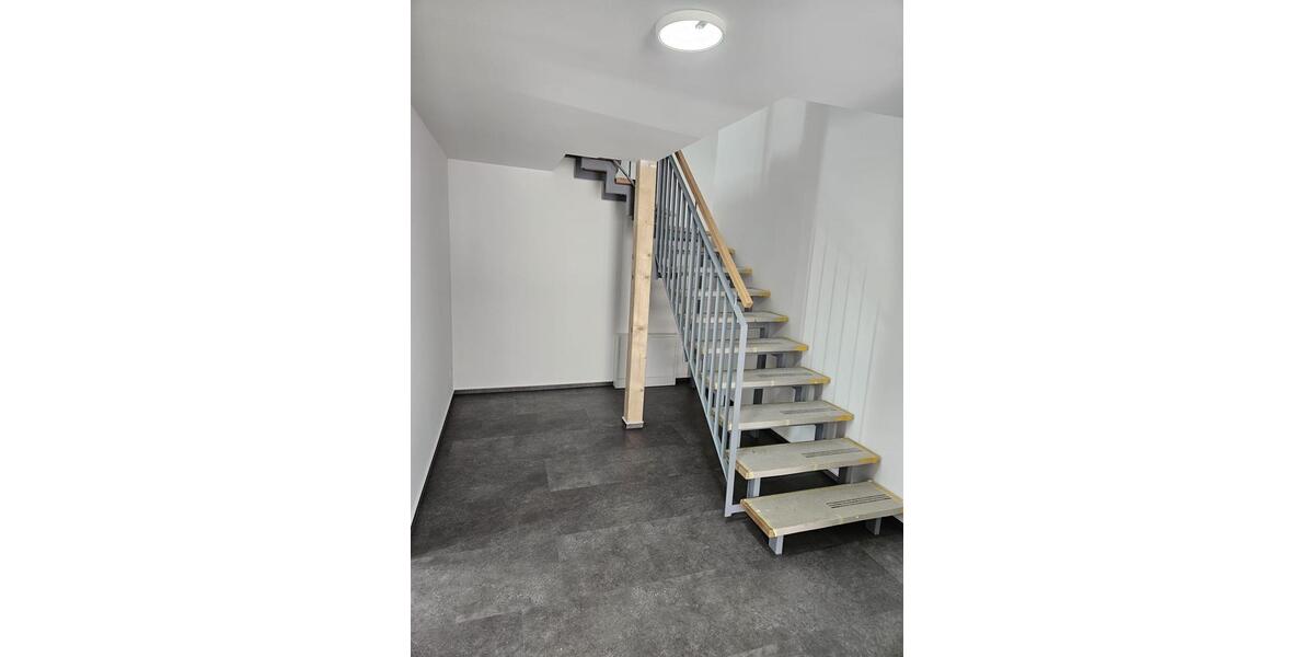 Maisonettenwohnung Schenklengsfeld - 3 Zimmer, 99 m&sup2;, 940&euro; | Angebot:24681381
