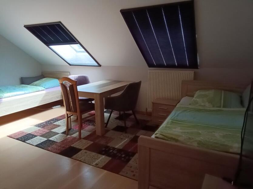 Zimmer zu vermieten