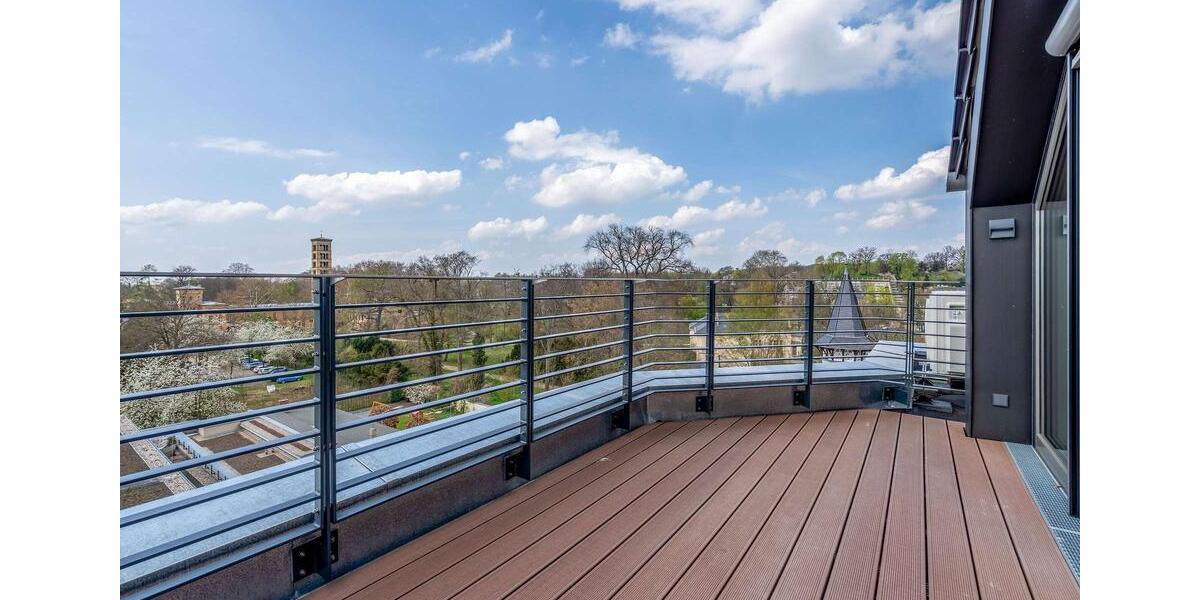 Luxuriöse Dachgeschosswohnung mit Parkblick im Erstbezug 5 zimmer