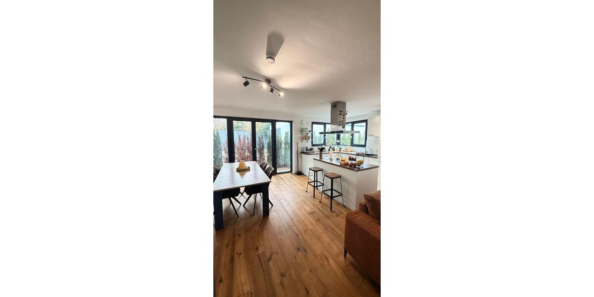 Erdgeschoßwohnung Germering - 2 Zimmer, 80 m&sup2;, 1.630&euro; | Angebot:25768004