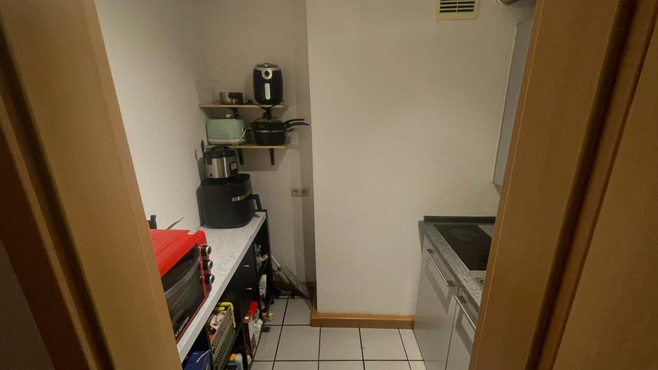 Etagenwohnung Siegen - 5 Zimmer, 12 m&sup2;, 250&euro; | Angebot:24868570