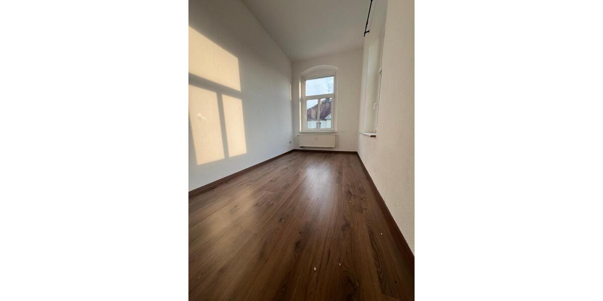 Etagenwohnung Zittau - 4 Zimmer, 78 m&sup2;, 470&euro; | Angebot:25887087