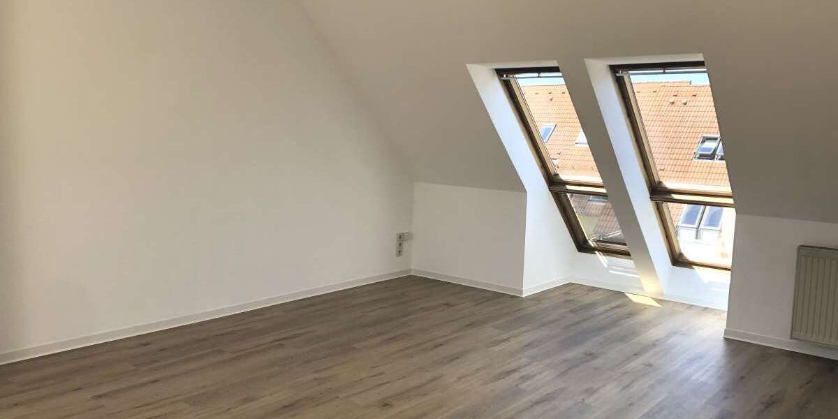 Wohnung zum Mieten in Werdau 320 € 52.34 m² 2 zimmer