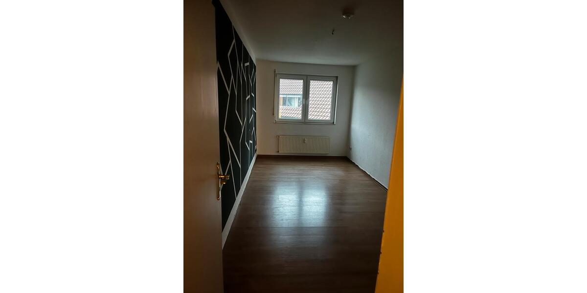 Etagenwohnung Sandersdorf-Brehna Brehna - 4 Zimmer, 91 m&sup2;, 960&euro; | Angebot:24658614