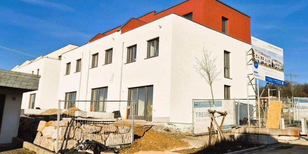 Reihenendhaus Bad Säckingen - 5 Zimmer, 134 m&sup2;, 2.300&euro; | Angebot:25706476