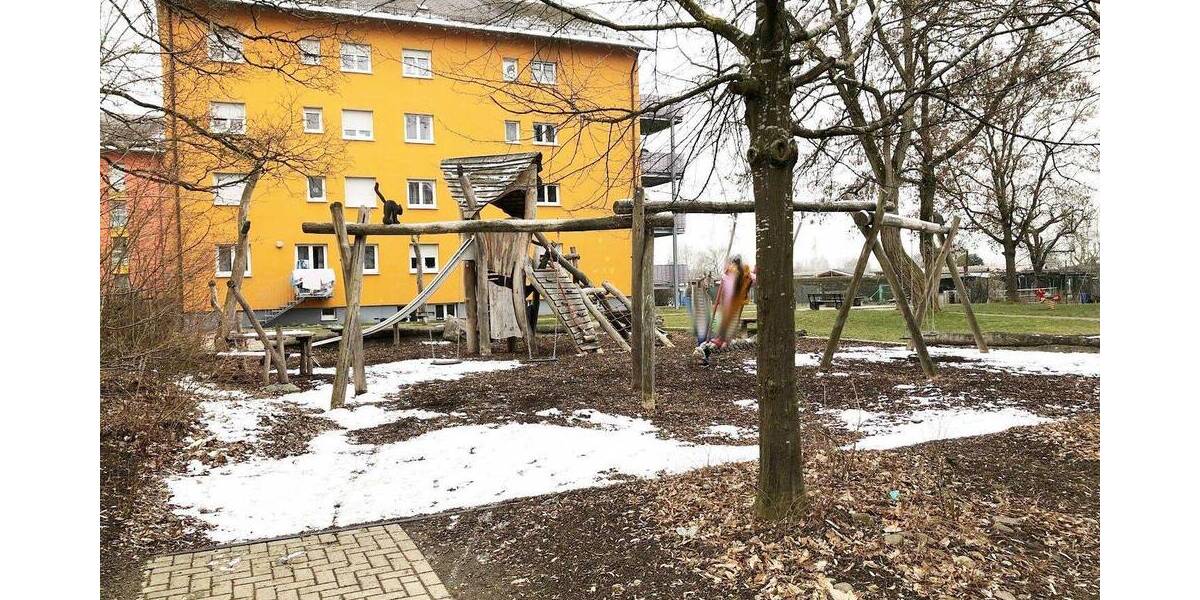 Etagenwohnung Singen (Hohentwiel) Singen - 2 Zimmer, 61 m&sup2;, 740&euro; | Angebot:26641451