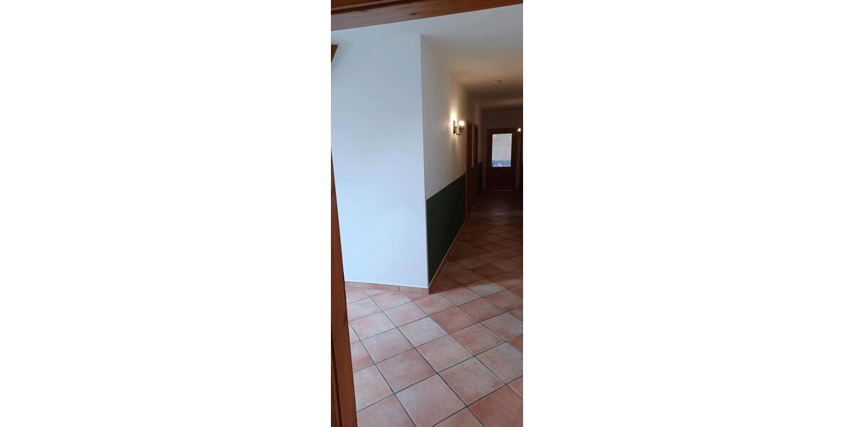 Dachgeschoßwohnung Uckerland - 3 Zimmer, 96 m&sup2;, 690&euro; | Angebot:25872158